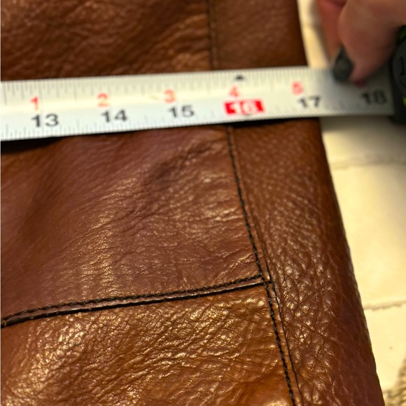 Fossil vintage brown leather tote style bag. EUC - Picture 4 of 7